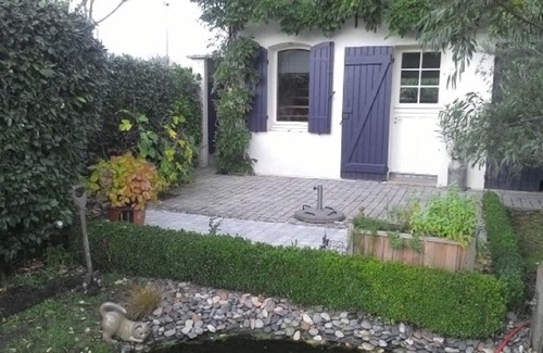 Saint-Julien-en-Born Villa | Large villa and gite with swimming pool near Contis beach with annex