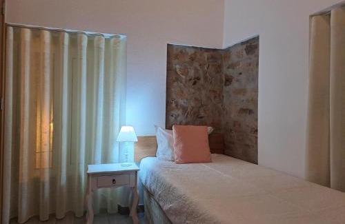 Serta House | Largo da Fonte