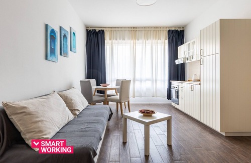 San Donato-San Vitale Apartment | Largo Molina Studio II by Wonderful Italy