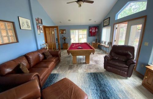 Larkspur House | Larkspur Trail