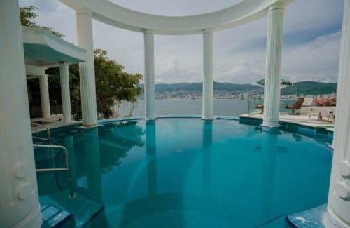 Las Brisas Hotel | Las Brisas Villa Vanetiz