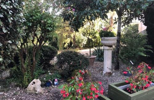 Castelnau-dArbieu Bed & Breakfast | Las Canéres