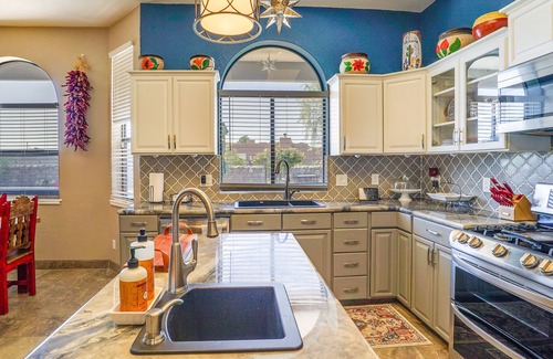 Las Cruces House | Las Cruces Home w/Private Pool + Fire Pit!