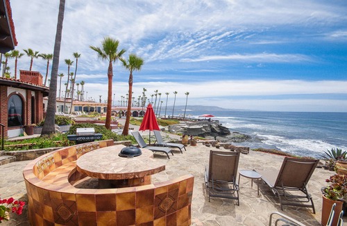 Las Gaviotas House | Las Gaviotas Front Row