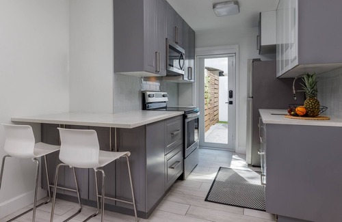 Colee Hammock Apartment | Las Olas Studio