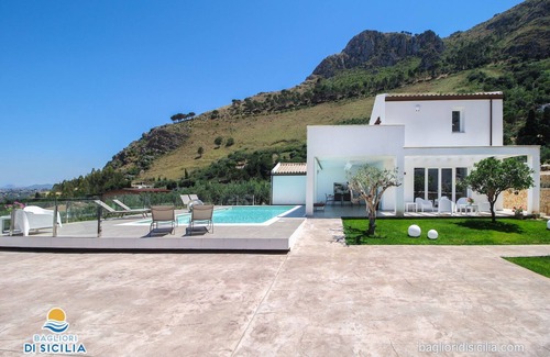 Scopello Villa | LAST MINUTE 1/31 OCTOBER - WWW.BAGLIORIDISICILIA.COM