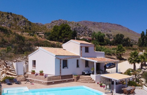 Scopello Villa | LAST MINUTE 7/27 SEP. - WWW.BAGLIORIDISICILIA.COM