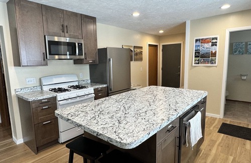 Lake Leelanau House | Last minute discounts at our 2 Bedroom 1.5 bath close to Leland and Suttons Bay