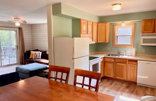 Crosslake Cabin | Last minute? Whitefish Chain Crosslake sleeps 7-9 , kayaks. paddleboards!