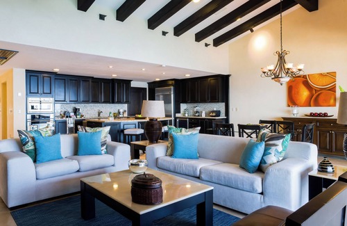 Amapas Resort | Last one OCEANFRONT: Xmas Dec 20-27 - 3-BR PH w/wifi in a 5 star Resort in PV
