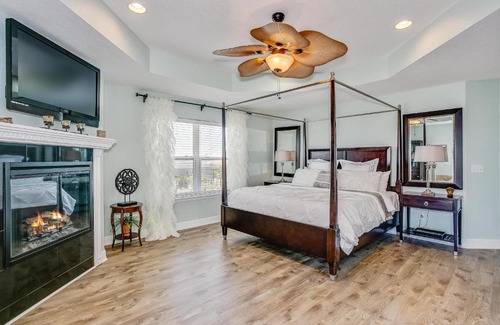 Villa Primera House | Latitude Adjustment 300 VDL