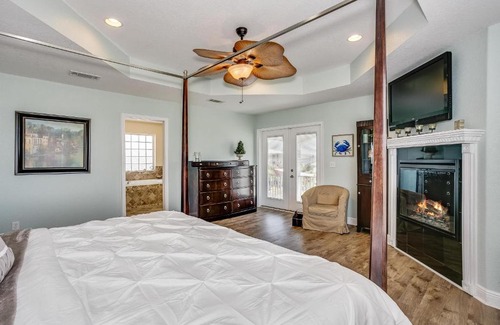 Villa Primera House | Latitude Adjustment 300 VDL