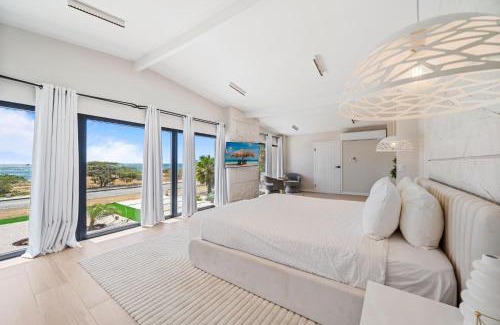 Malmok Villa | Latitude12 Beach Villa