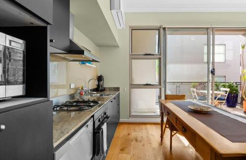 Ultimo Apartment | 'Laube 105' Modern Inner-city Sanctuary with Balcony