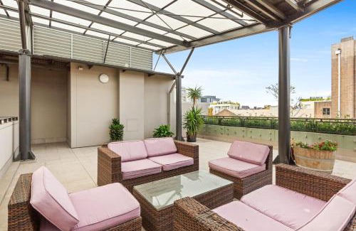 Ultimo Apartment | 'Laube 105' Modern Inner-city Sanctuary with Balcony
