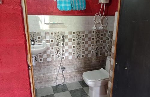 Kamalapur House | Laughing Buddha hampi guest House
