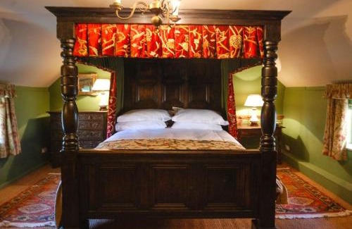 Saxmundham House | Laundry Cottage in a Nature Reserve - Sunday Times 100 coolest Cottages