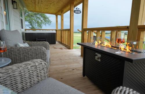 Fredericksburg House | Laurel Court Cottages- A Pickleball Getaway