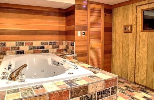 Sainte-Agathe-des-Monts Ski Chalet | Laurentians Swiss Chalet