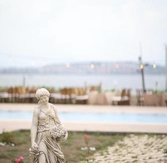 Seferihisar Hotel | Lavantalı Konak Otel Restoran