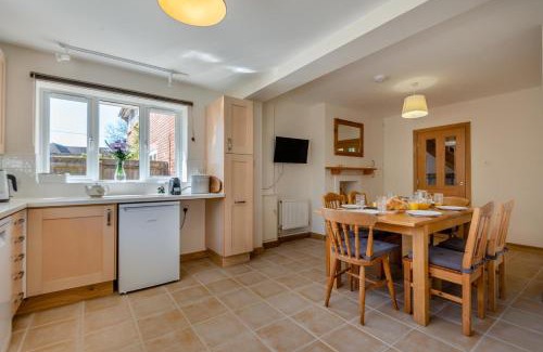 New Forest District House | Lavender Cottage - Brockenhurst
