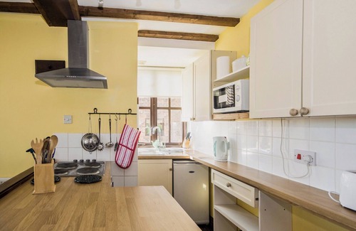 Scalby Cottage | Lavender Cottage - E1495