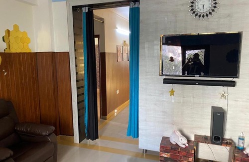 Mohali Apartment | Lavish 3bhk furnished flat wifi private washroom