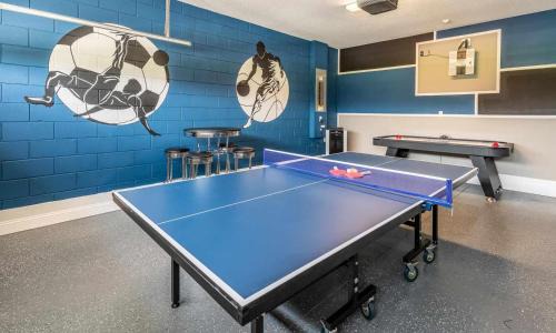 Bay Lake House | Lavish 8 Bdrm Villa With Themed Bedrooms at Encore