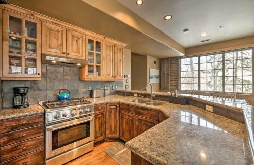 Canyon Links House | Lavish Jeremy Ranch Retreat - 6 Mi to the Canyons!