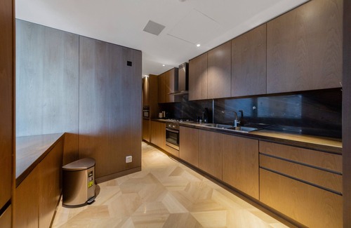 Palm Jumeirah Apartment | Lavish Sea View 2BR at FIVE Palm