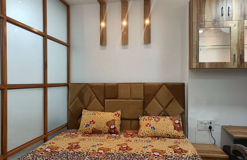 Kirti Nagar Apartment | Lavish Studio Apt (721) in West/Central Delhi