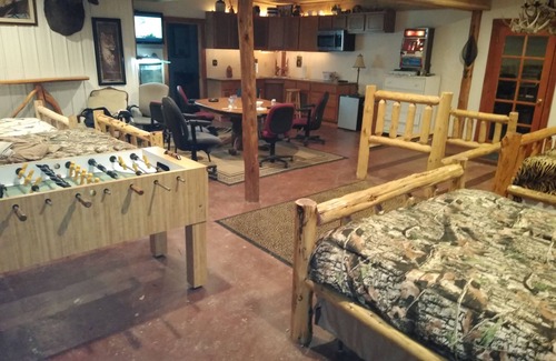 Kyle Cottage | Lawrenceburg Indiana Perfect North Slopes,casino,event center, public boatramp,