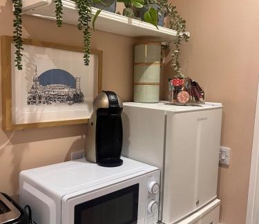 Tiddington Apartment | Lawson Lodge