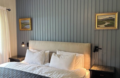 Borgarnes Cabin | Laxfoss - Waterfall Lodge