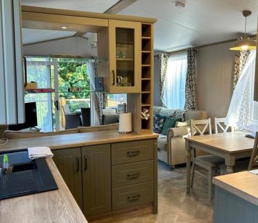 Penrith House | Lazy Bear Lodge