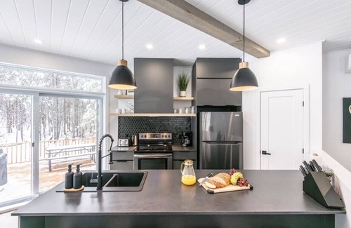 Chertsey Ski Chalet | Le Ô Calm |Spa| Hamac