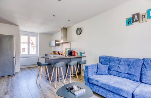 Audincourt Apartment | ⭐️Le 101⭐️Lumineux⭐️Netflix⭐️Son DEVIALET⭐️GregIMMO⭐️