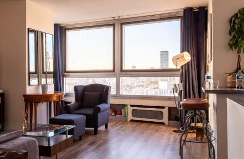 Puteaux Apartment | Le « 24th » on Blum Square