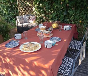 Uzerche Bed & Breakfast | Le 28