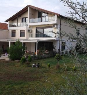 Nea Iraklitsa Villa | Le Attique