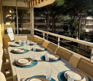 Frejus Plage Apartment | le balcon de Funès, proche des plages