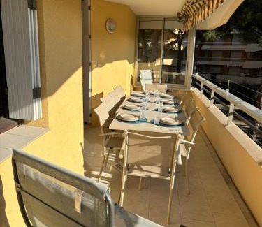 Frejus Plage Apartment | le balcon de Funès, proche des plages