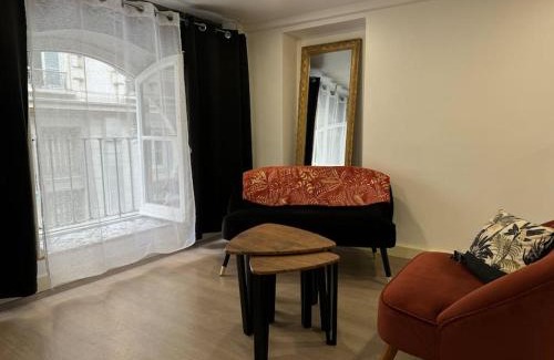 Secteur 2 Apartment | Le Bayard Appartement rénové en centre ville