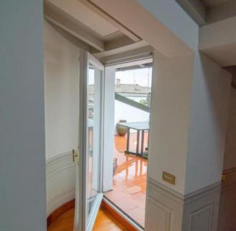 Parma City Centre Apartment | Le Belle Époque
