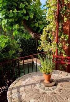 Flassans-sur-Issole Bed & Breakfast | Le Belvédère - Chambres d'hôtes de charme et Restaurant