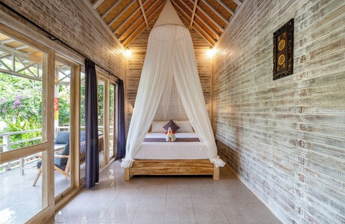 Mushroom Bay Hotel | Le Biu Garden View