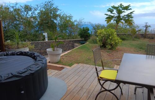 Trois-Bassins Apartment | Le Bleu Horizon - T2 - Jacuzzi - Vue mer