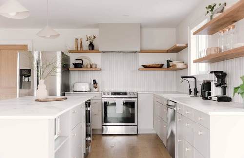 Prince Edward House | Le Bon Vivant - A County Fieldhouse Retreat