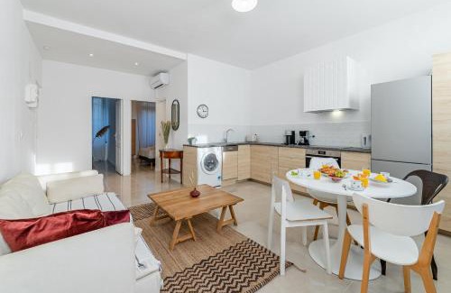 Bonneveine Apartment | Le Borély: Appartement climatisé avec 2 chambres, à 800m de la plage