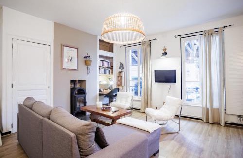 Troyes Apartment | Le Cézanne - Jardin - Parking - Babyfoot - Centre-ville